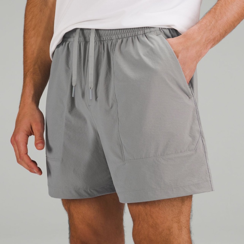 Lululemon Bowline 5” Shorts (Rhino Grey)